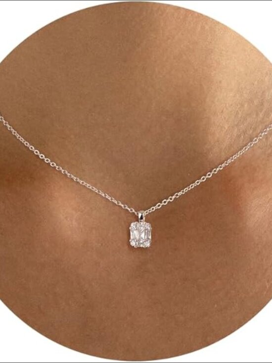 Jewelry - 14k Gold Plated Dainty Pendant Necklace Choker